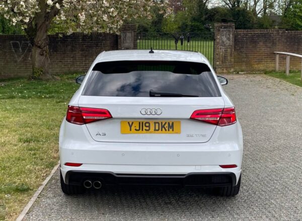 2019 AUDI A3 S-LINE 35 TFSI S TRONIC BLACK EDITION - Image 10