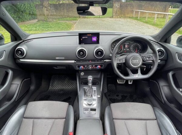 2019 AUDI A3 S-LINE 35 TFSI S TRONIC BLACK EDITION - Image 5
