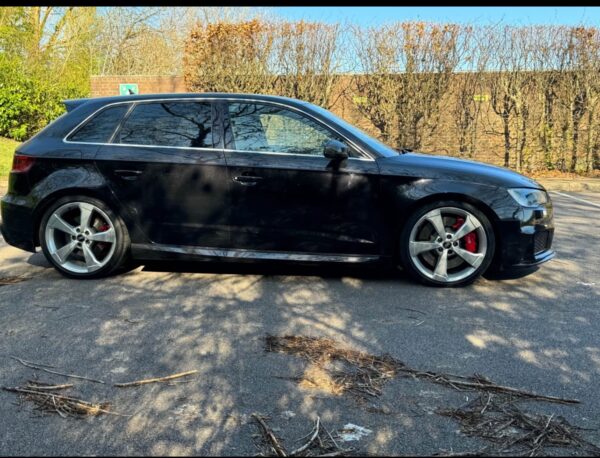 Audi RS3 2015 2.5 TFSI QUATTRO - Image 9