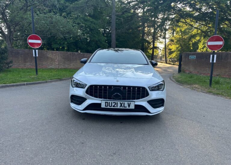 2021 Mercedes-Benz CLA 200