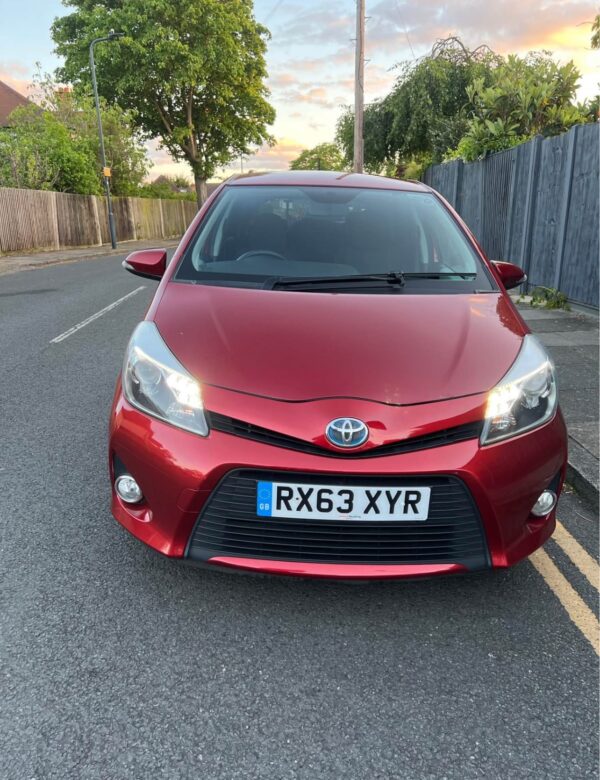 2012 Toyota Yaris - Image 7