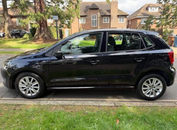 2011 Volkswagen polo - Image 6