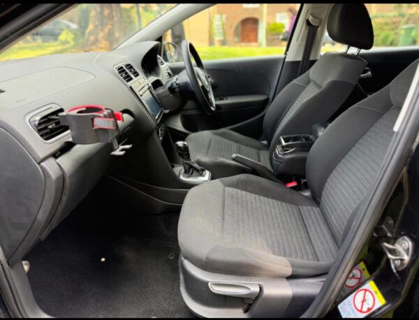 2011 Volkswagen polo - Image 5