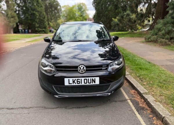 2011 Volkswagen polo - Image 14